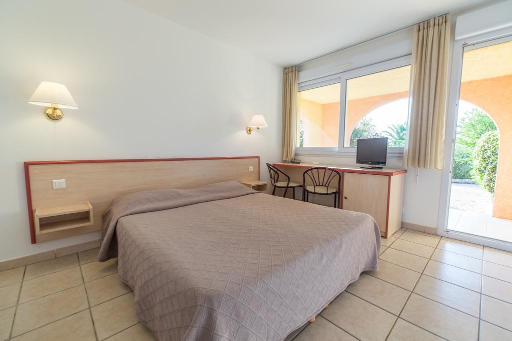 Hotel Les Galets سانت فلوران المظهر الخارجي الصورة
